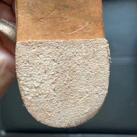 Farylrobin | Bronze Metallic Leather Toe Ring Ankle Strap Sandals Size 8 - Picture 8 of 10